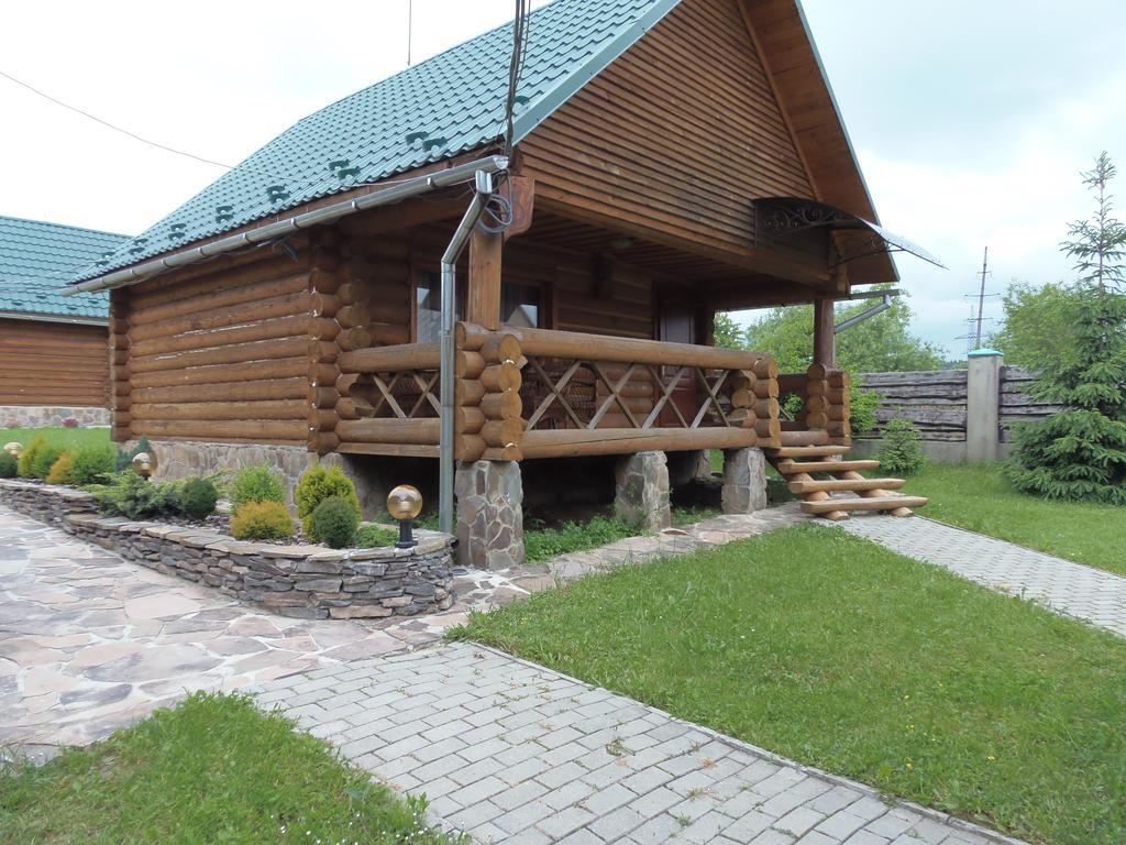 Hotel Tourist Complex Karina Polyana  Pokój zdjęcie